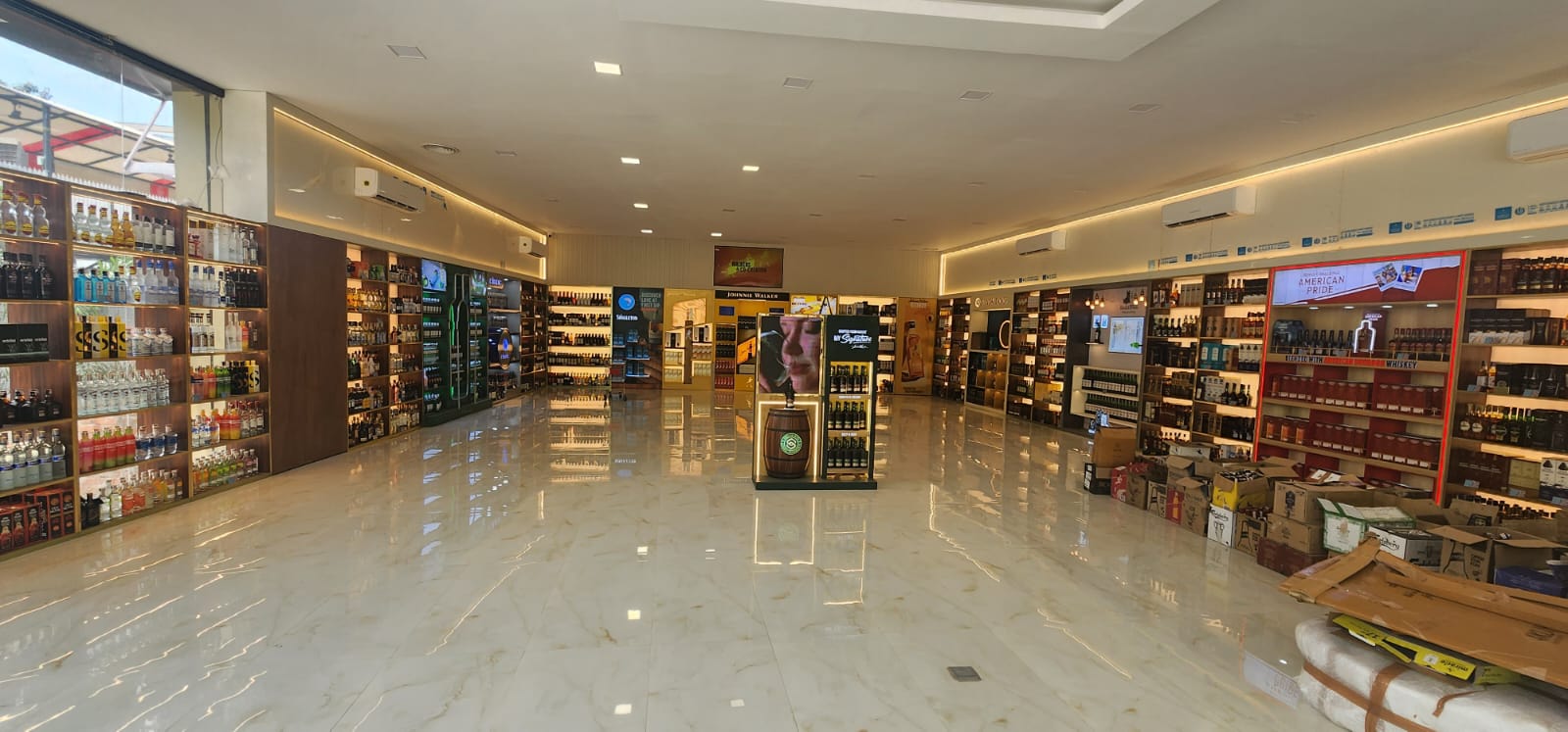 G-Town Wines Interior
